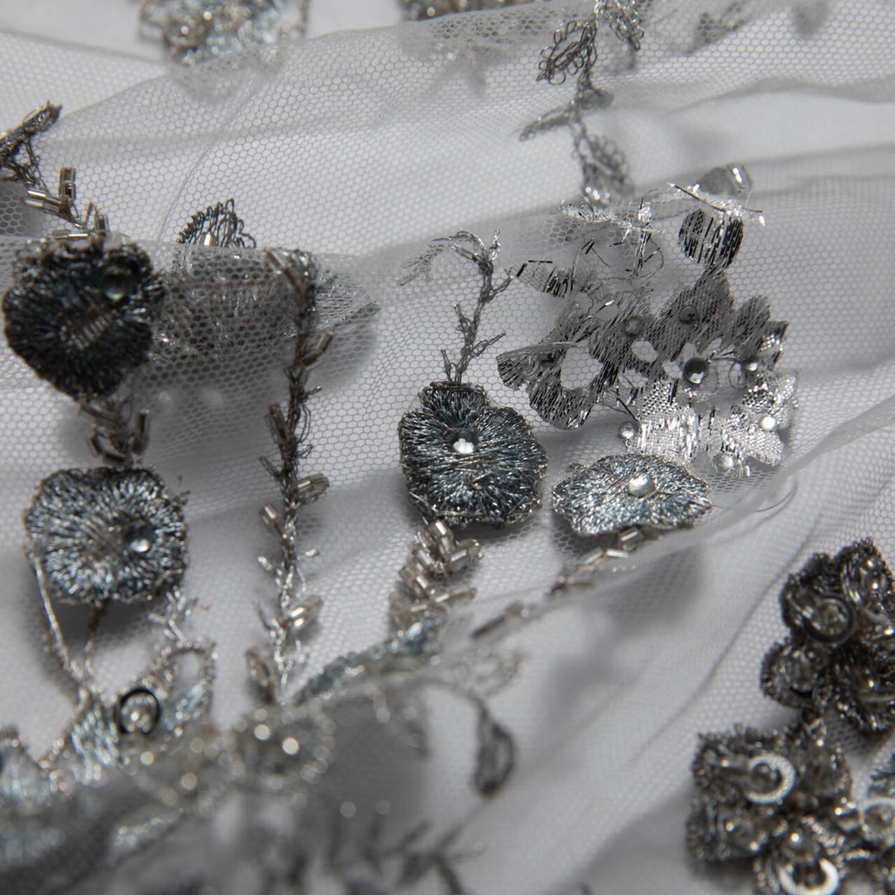 1 Yard ST Tulle Lace Fabric Embroidered Applique Beautiful 3D Floral Pattern 52/54" Wide